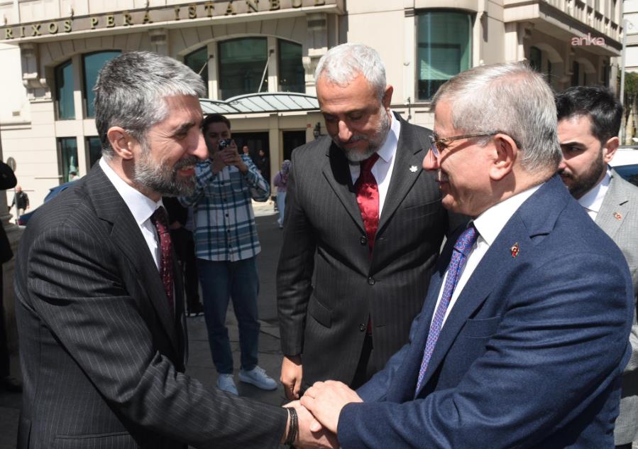 Davutoğlu'ndan TÜSİAD'a ziyaret