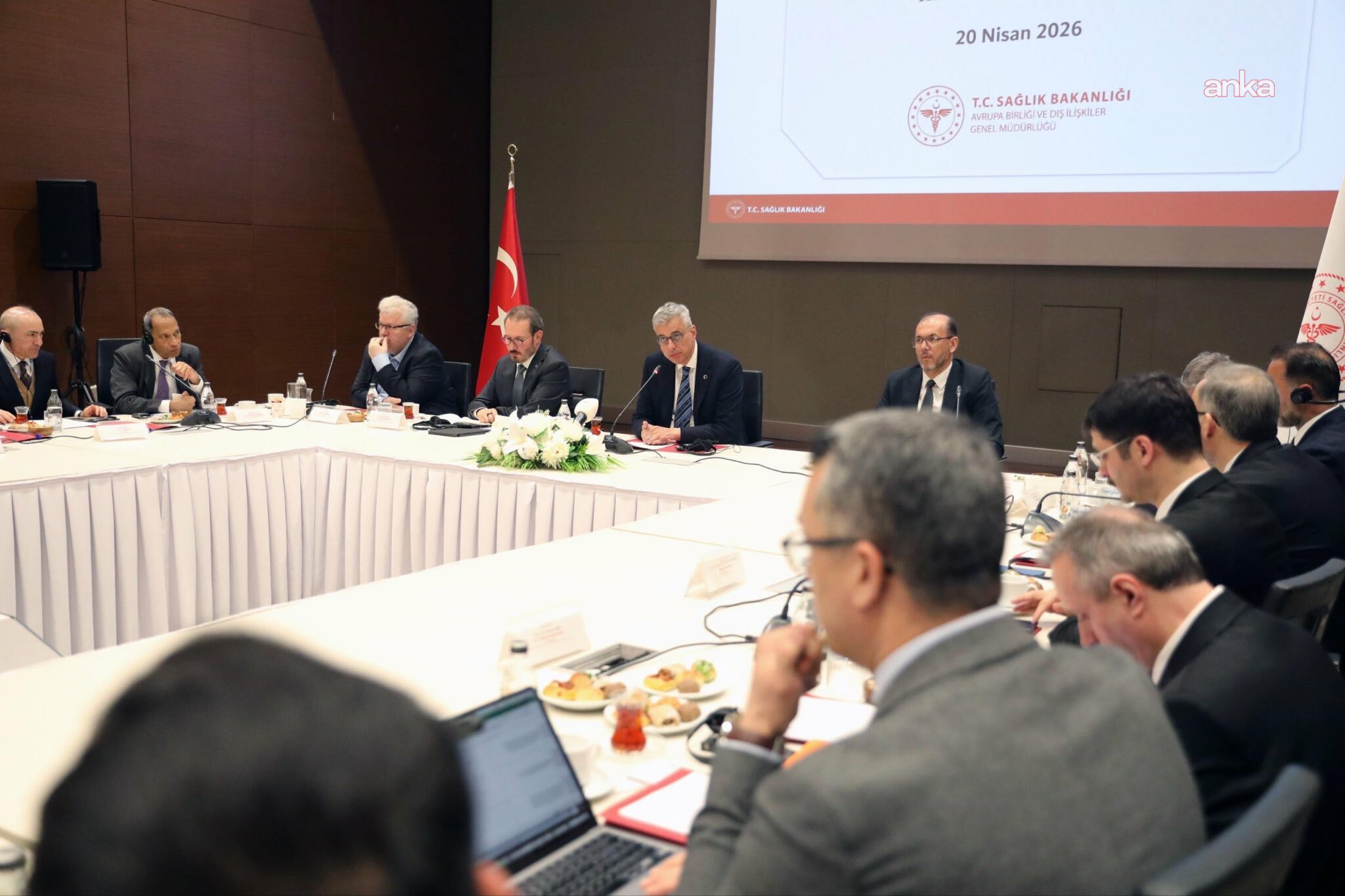 Bakan Memişoğlu, ABD Ticaret Odası temsilcileriyle sağlık gündemini görüştü