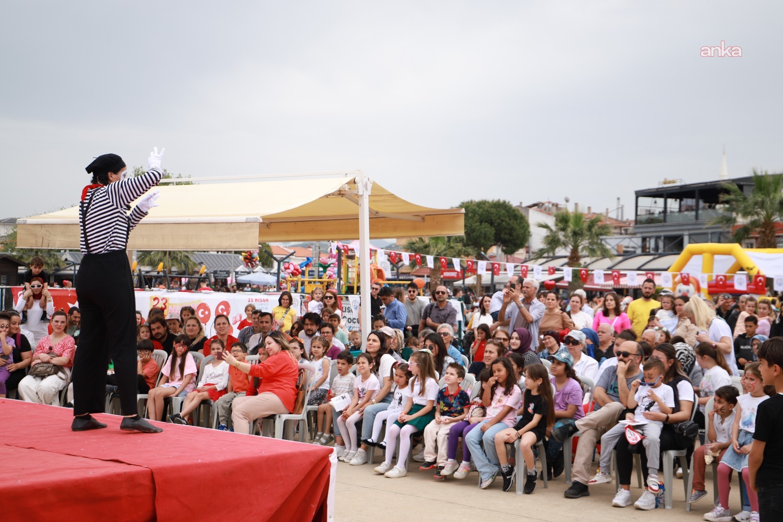 Kırşehir Belediyesi’nin Anneler Günü programına yoğun ilgi