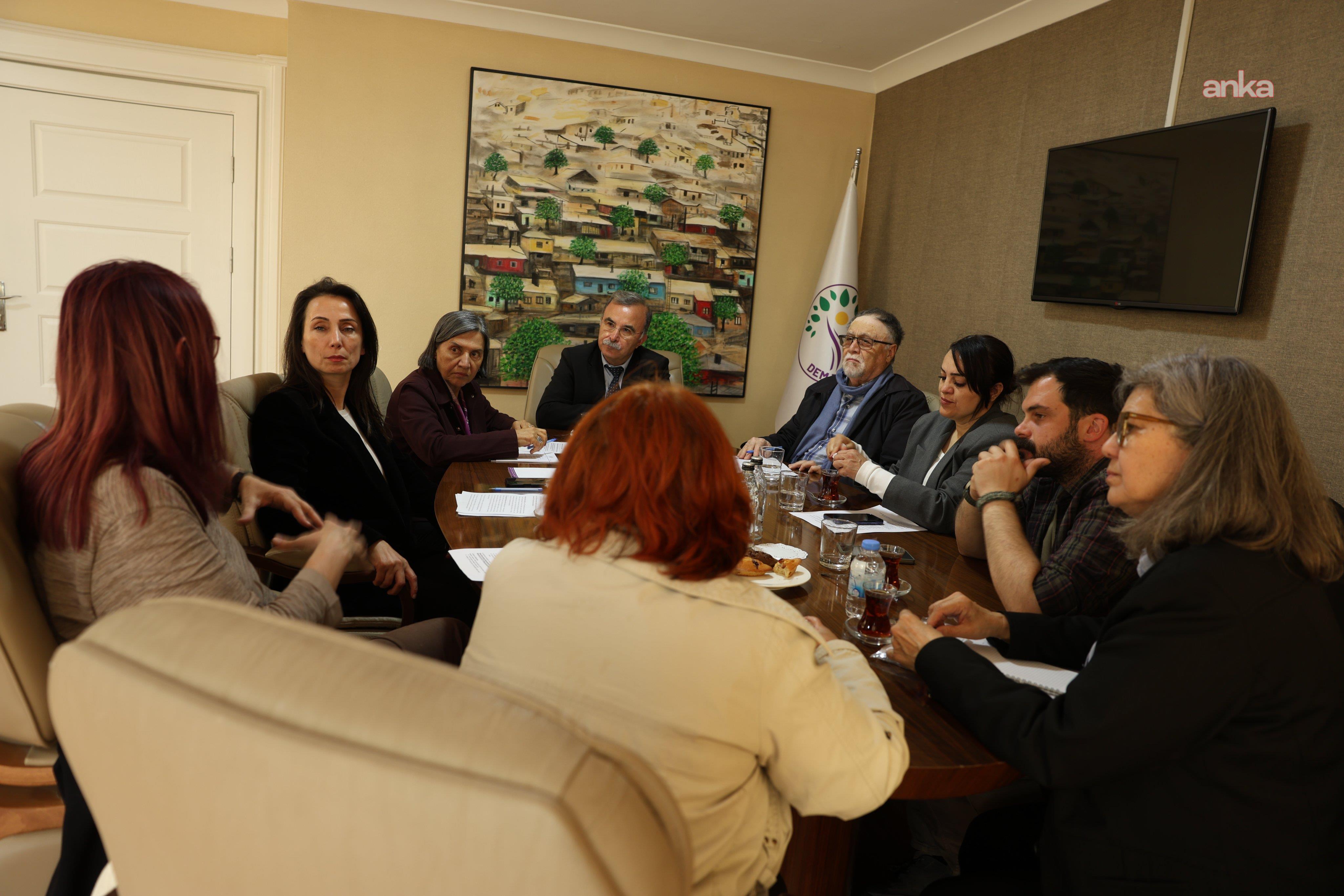 Halkların İklim Zirvesi heyeti, DEM Parti Eş Genel Başkanı Tülay Hatimoğulları ile görüştü