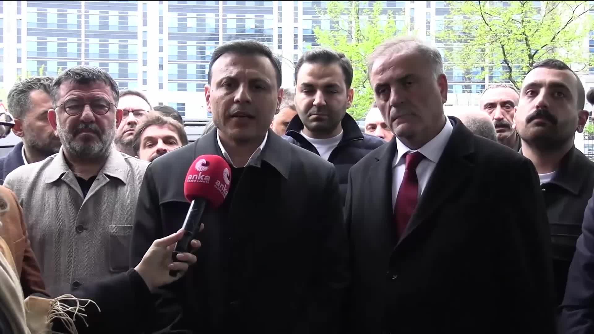 Tutuklu Beylikdüzü Belediye Başkanı Çalık: "Sevgili Babam, bu yılda vefatının sene-i devriyesinde mezarının başında bir dua okumak nasip olmadı"