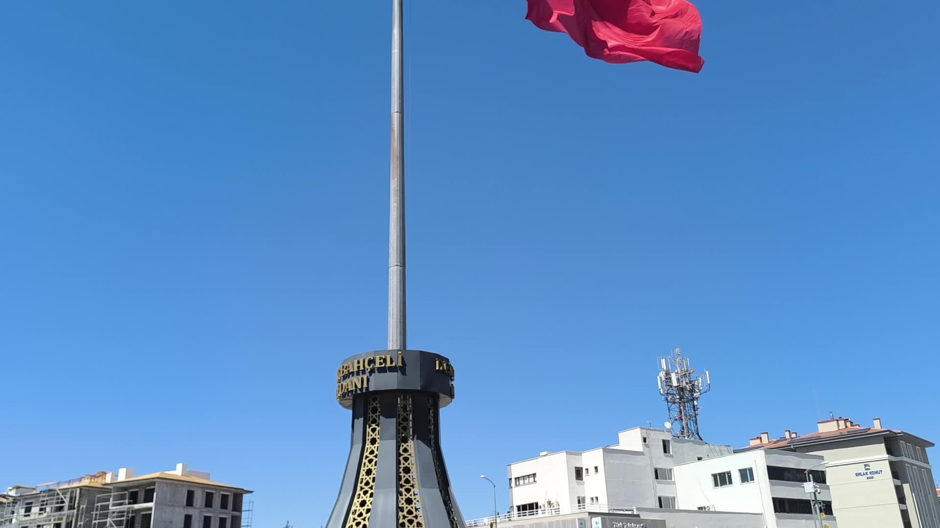 Osmaniyeli emekli: "Kurban ikramiyesiyle kurbanın kuyruğunu mu alırız, ayağının birini mi?"