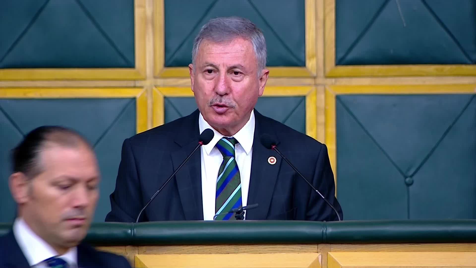 Yeni Yol Grup Toplantısı... Davutoğlu'ndan, Cumhurbaşkanı Erdoğan'a: Tom Barrack’a önce cehaletini, sonra da Washington yolunu gösterin