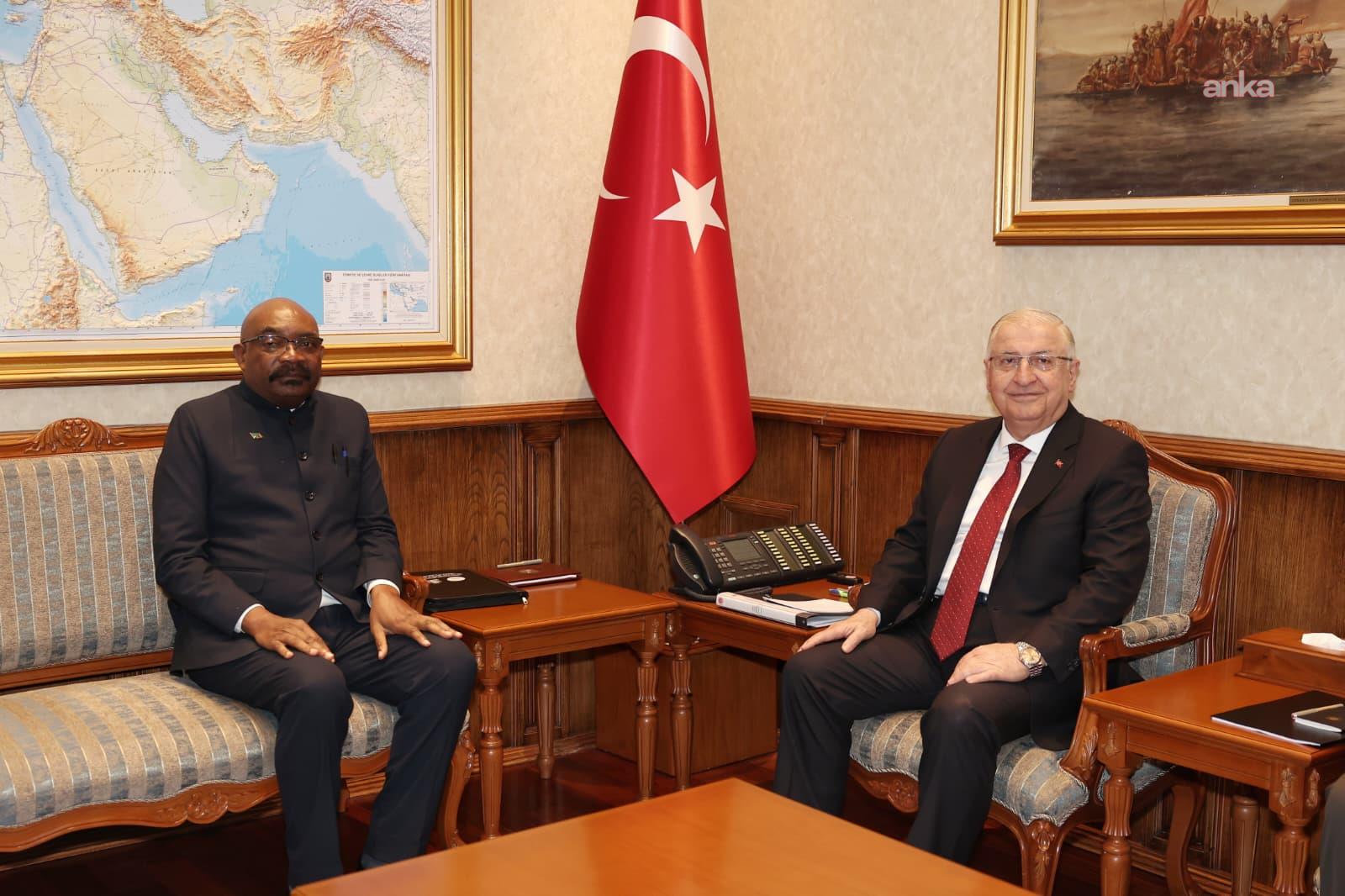 Milli Savunma Bakanı Güler, Zambiyalı mevkidaşıyla görüştü