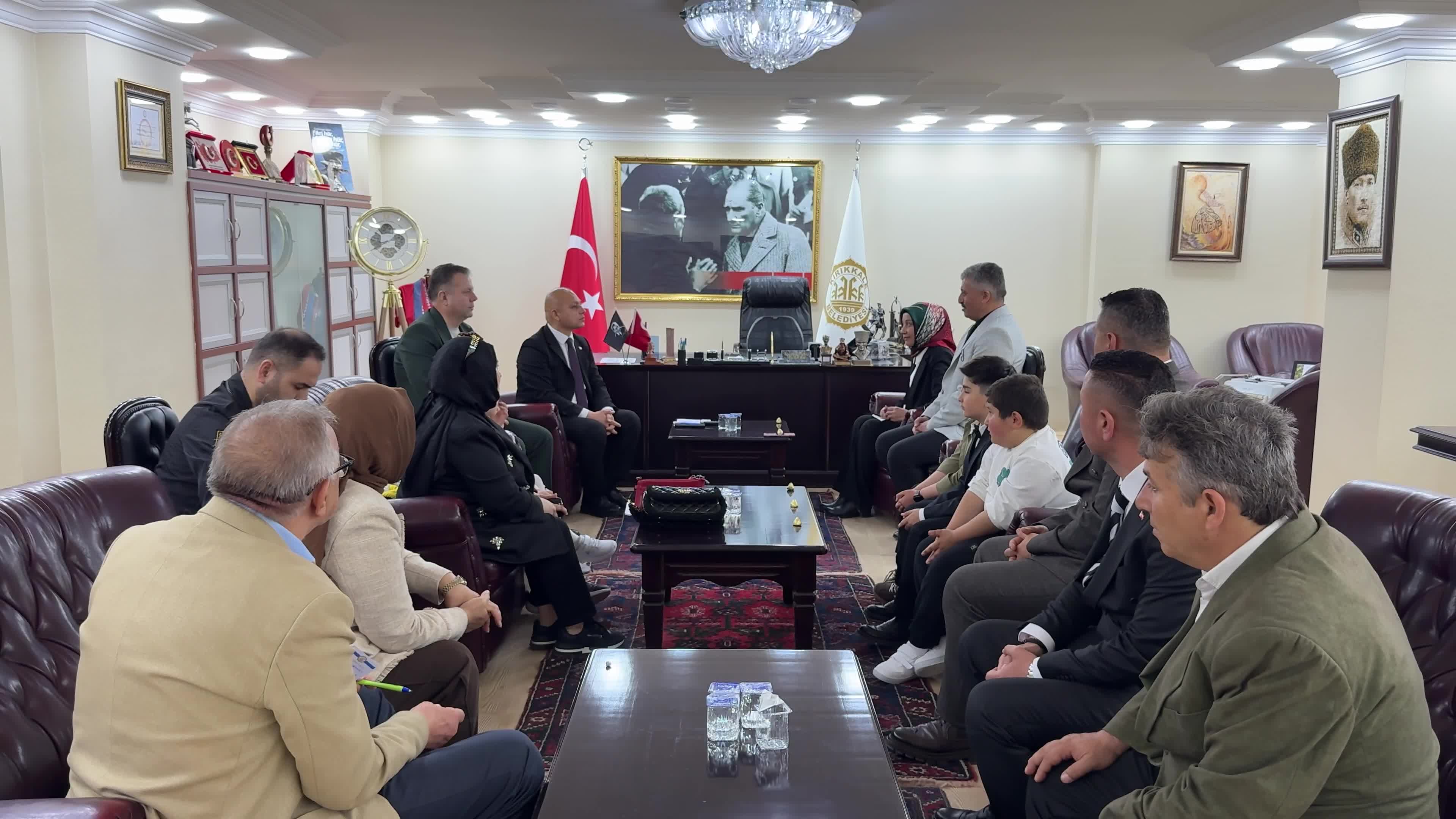 Kırıkkale’de belediye başkanlığı koltuğu 23 Nisan için çocuklara emanet edildi