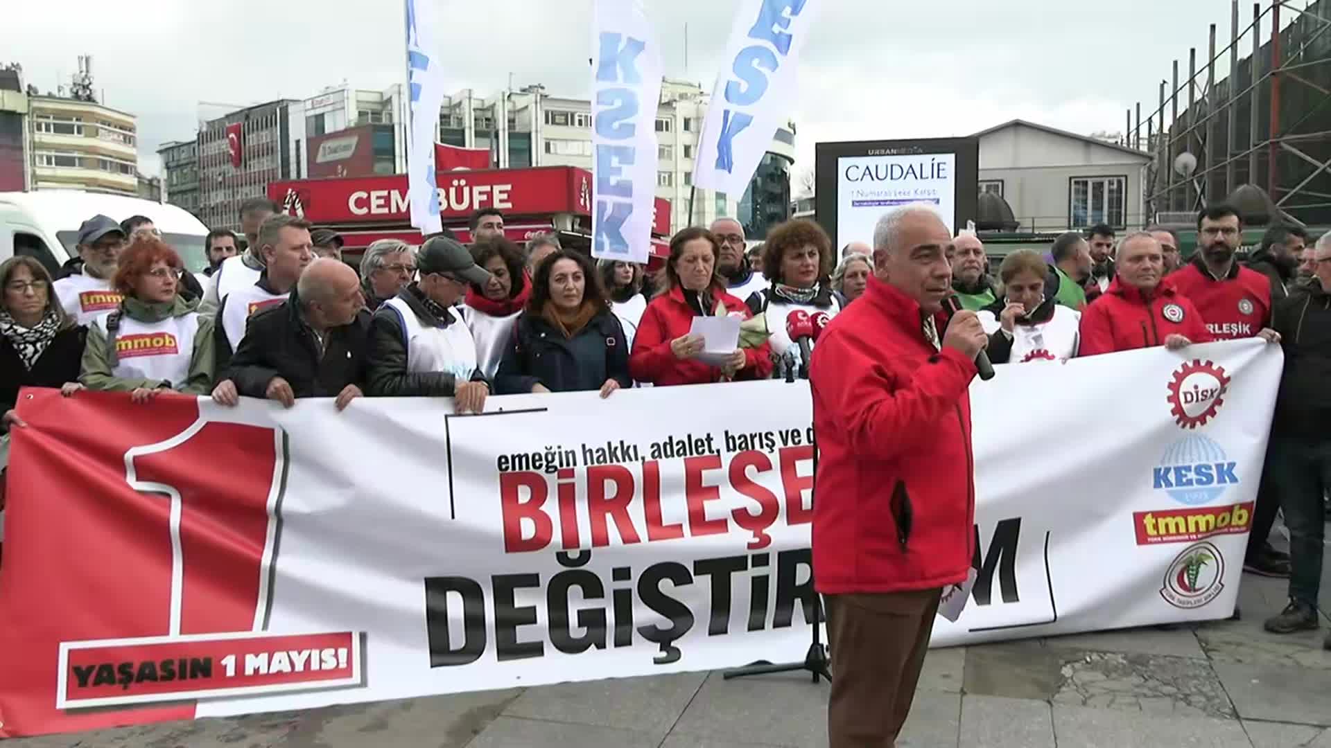 1 Mayıs için Kadıköy'de "Birleşelim! Değiştirelim!" çağrısı... Çerkezoğlu: Sendikacılar, belediye başkanları, siyasetçiler, gazeteciler, gençler, kadınlar; itiraz eden kim varsa hapishanelere dolduruluyor. Yargı talimatla 'dağıtılıyor'