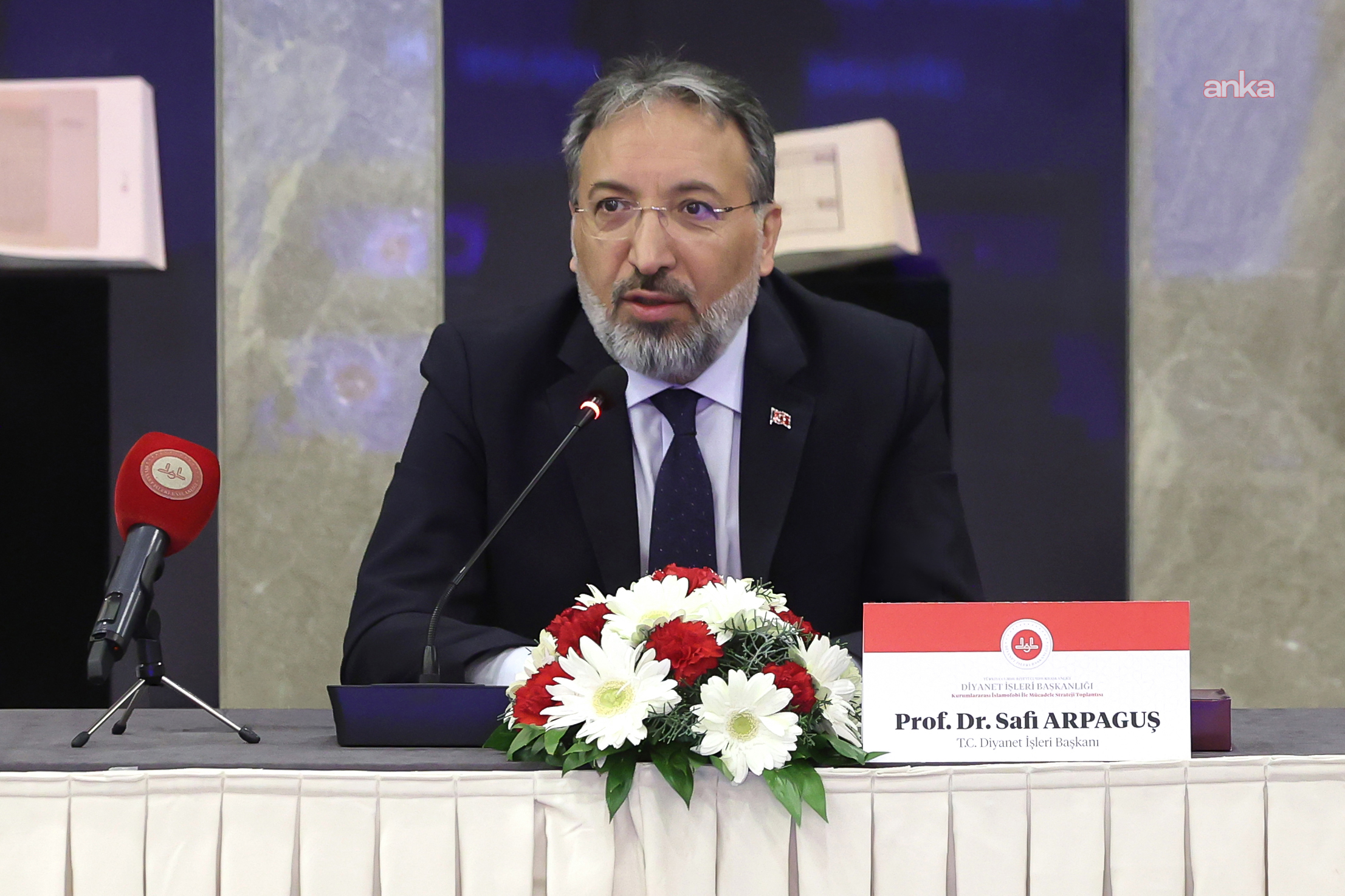 Diyanet İşleri Başkanı Arpaguş: İslamofobiye karşı verilen mücadele, insan onurunu koruma mücadelesidir