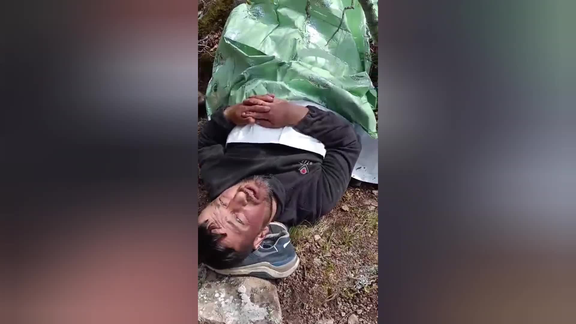 Artvin’de zorlu arazide yaralanan vatandaş havadan tahliye edildi