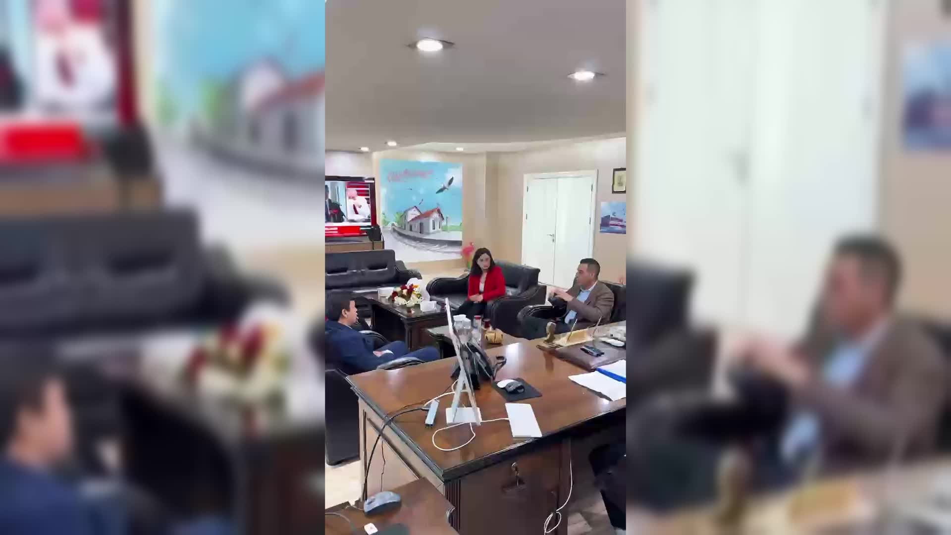 Çiğli’de 23 Nisan coşkusu: Başkan Yıldız koltuğunu üç miniğe emanet etti