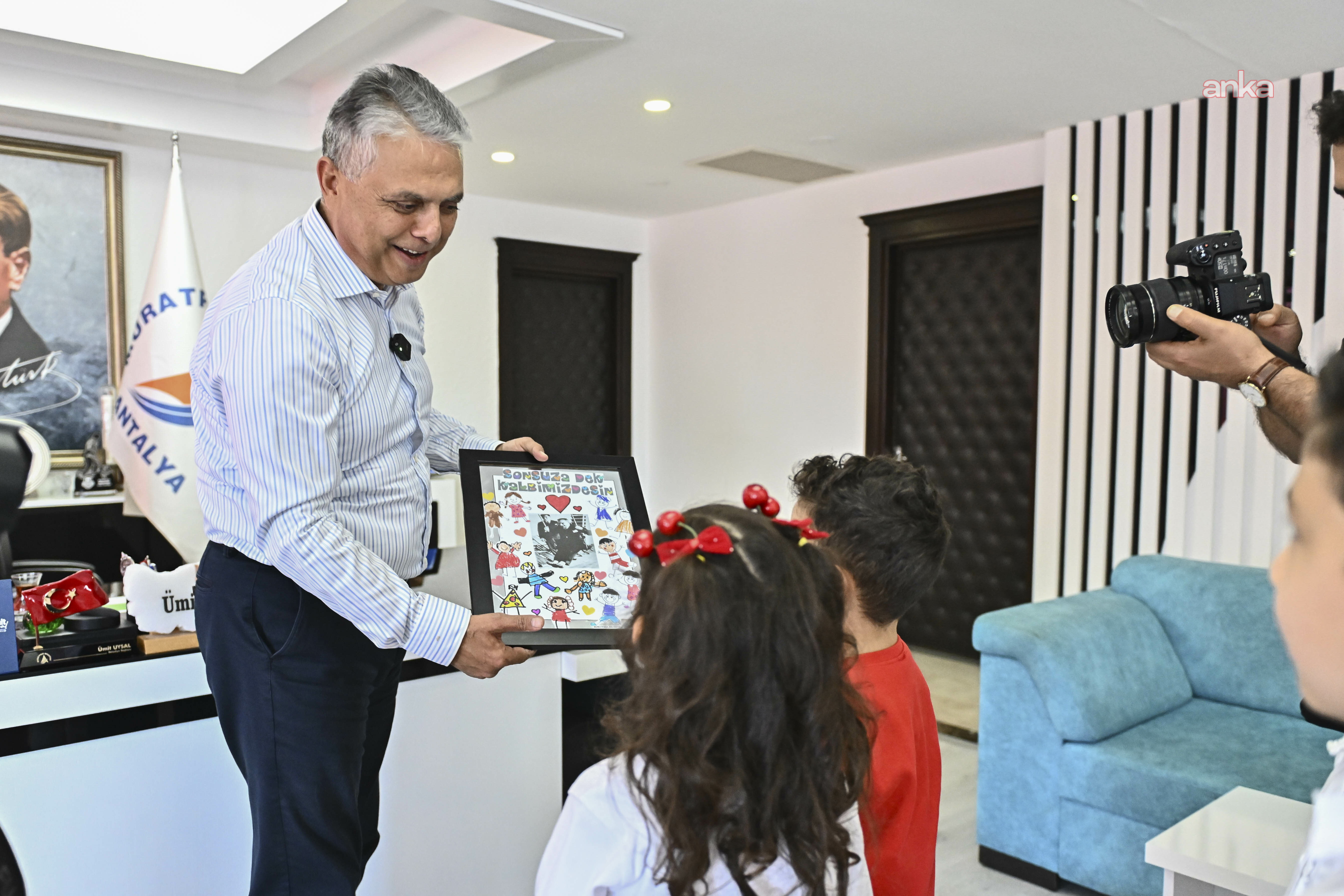 Muratpaşa Belediye Başkanı Uysal, kreş öğrencileriyle bir araya geldi