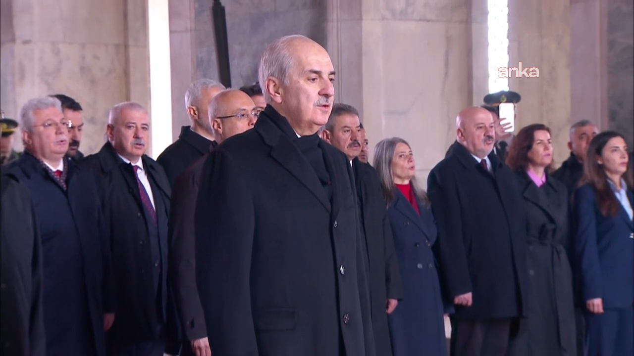 Devlet erkanı Anıtkabir'de... Kurtulmuş: "Milli egemenliği yaşatmanın en sahici yolu, çocuklara daha adil, müreffeh ve özgür bir vatan bırakmaktır"