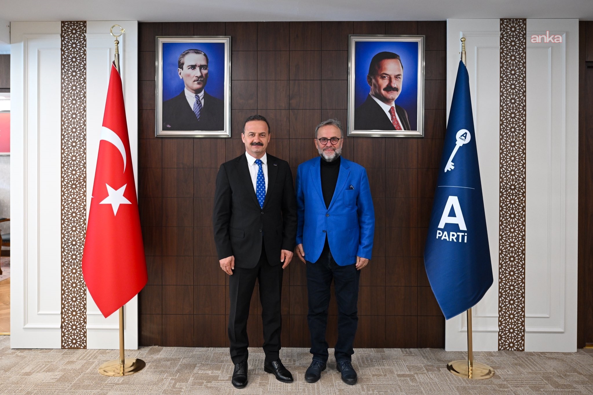 Anahtar Parti'ye iki yeni katılım