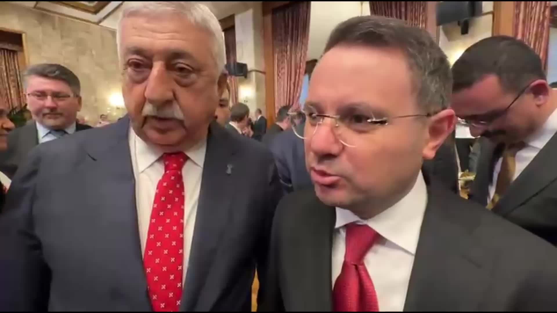 23 Nisan Ulusal Egemenlik ve Çocuk Bayramı Resepsiyonu… Adalet Bakanı Akın Gürlek, tutuklu gazeteciler hakkındaki soruyu yanıtsız bıraktı