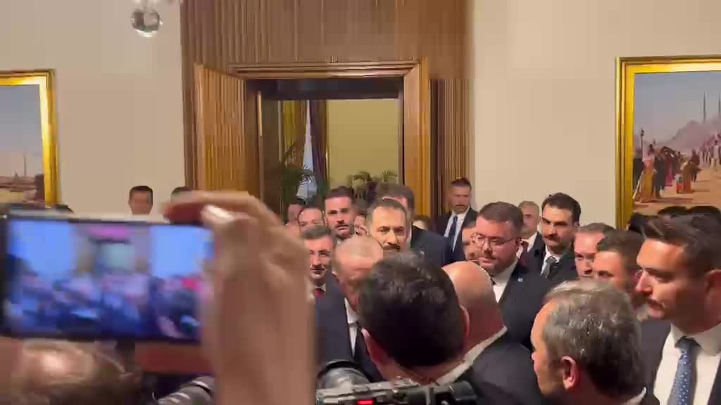 23 Nisan Ulusal Egemenlik ve Çocuk Bayramı Resepsiyonu... Erdoğan'dan "Özgür Özel'le görüşür müsünüz?" sorusuna yanıt: "Tabii görüşeceğiz"