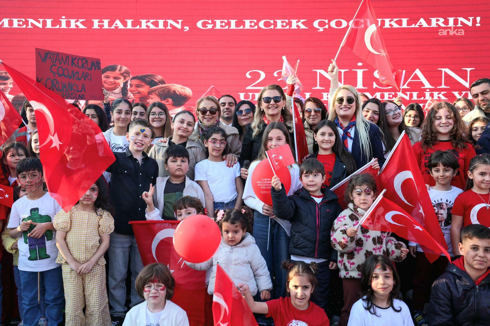 Bakırköy’de "Milli Egemenlik Yürüyüşü" düzenlendi... Hep bir ağızdan "Andımız" okundu