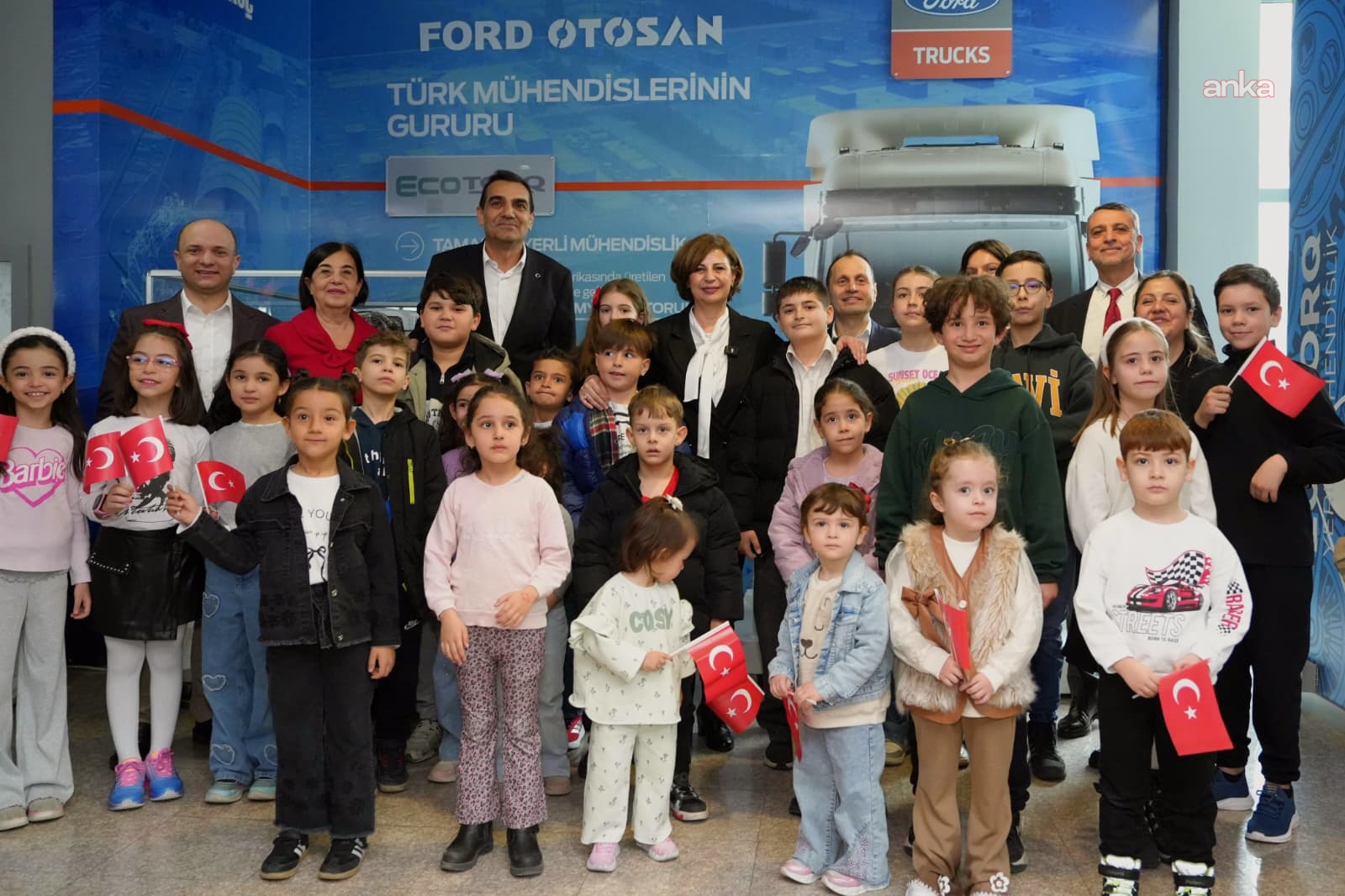 Eskişehir Büyükşehir Belediyesi ve Ford Otosan iş birliğiyle 23 Nisan’da sanayi ve bilim buluştu