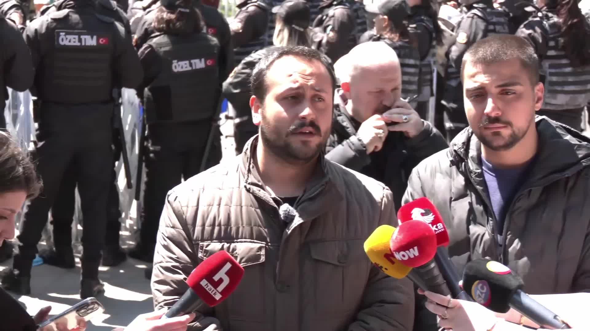 Doruk Madencilik işçilerinin eylemi sürüyor. Avukat Abdurrahim Demiryürek: "Tüm siyasi parti temsilcilerine çağrımız, bilfiil madencilerle beraber açlık grevinde olun"