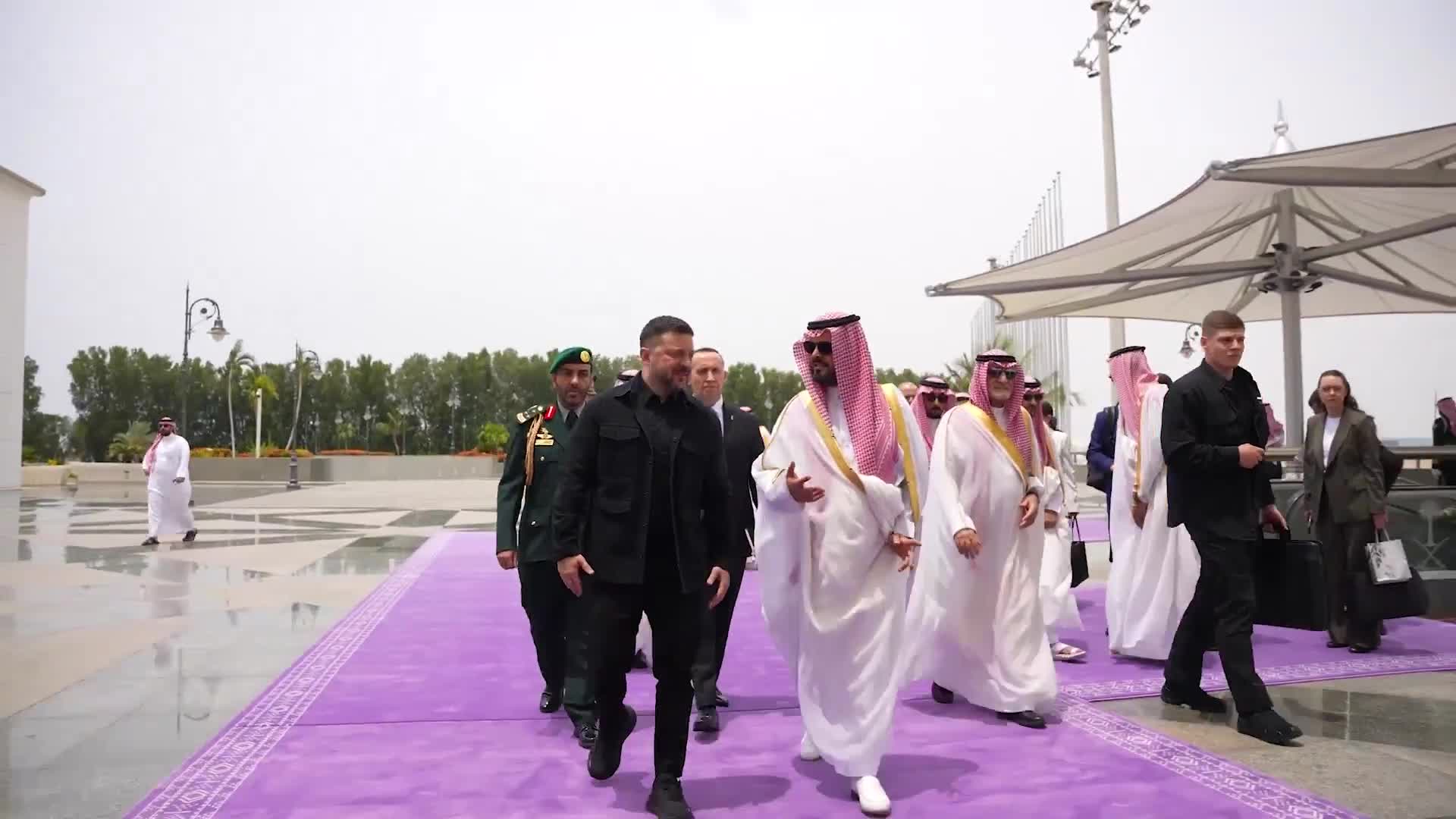 Ukrayna Devlet Başkanı Zelenski, Suudi Arabistan Veliaht Prensi Muhammed bin Selman ile görüşecek