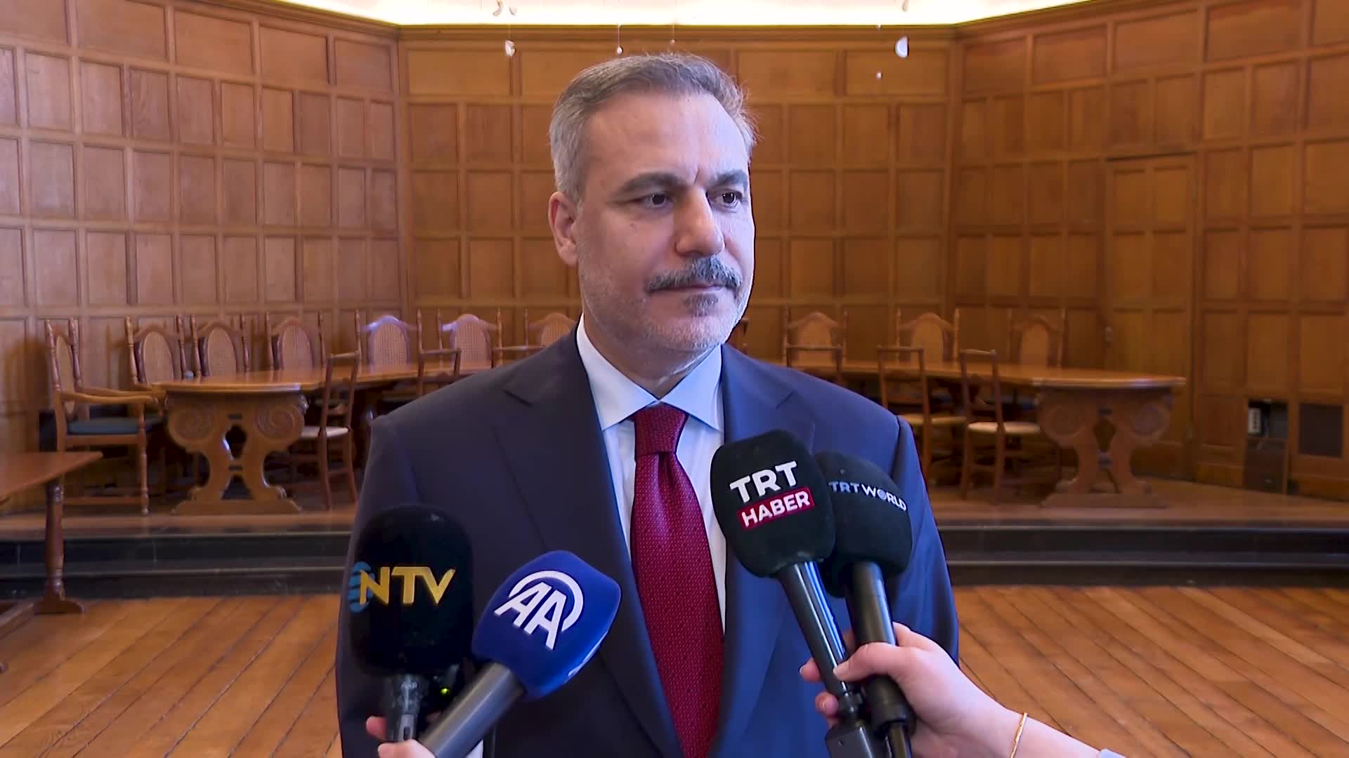 Dışişleri Bakanı Hakan Fidan: Hürmüz Boğazı'nda mayınların temizlenmesine bir anlaşma sonrası sıcak bakabiliriz