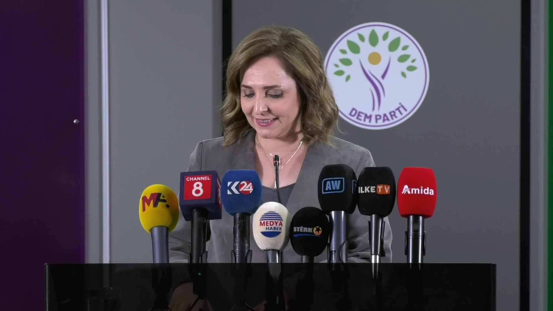 Ayşegül Doğan: "Eş Genel Başkanımızın Cumhurbaşkanı Erdoğan'a da söylediği gibi masa sağlam olmalı, devrilmemeli"