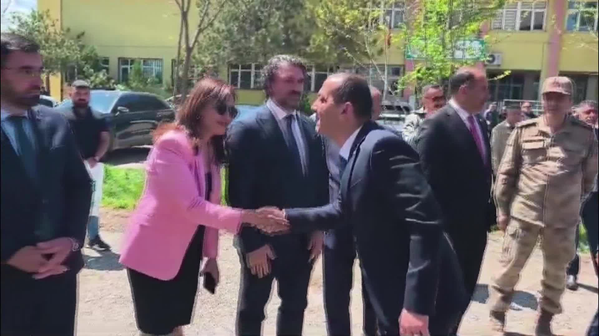 TOBB Başkanı Hisarcıklıoğlu, Iğdır’da okul ve konferans salonu açılışına katıldı