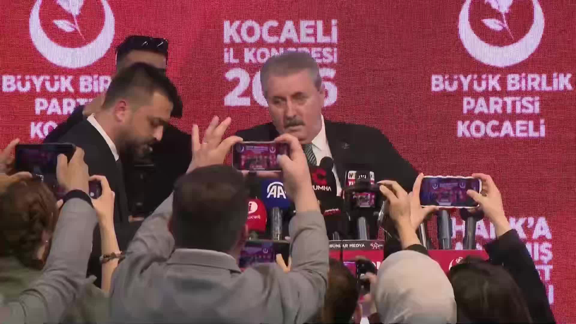 Mustafa Destici: "Çocuklarımızın dijital esaretten gerçek hayatla buluşmasını temin etmeliyiz"