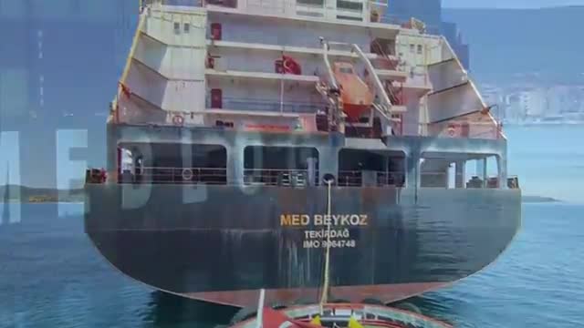 MED BEYKOZ gemisi Çanakkale Boğazı’nda arıza yaptı; römorkörlerle demirletildi