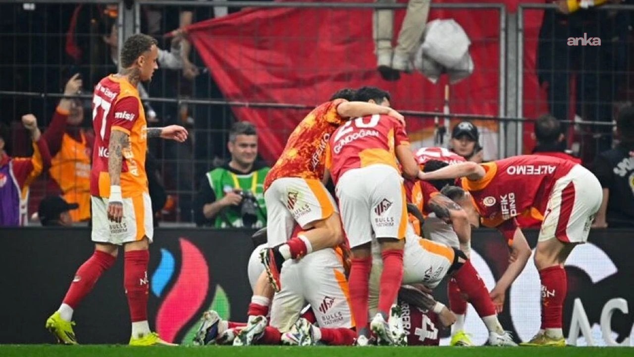 Galatasaray şampiyonluk yolunda... Derbi maçta Galatasaray Fenerbahçe’yi 3-0 mağlup etti