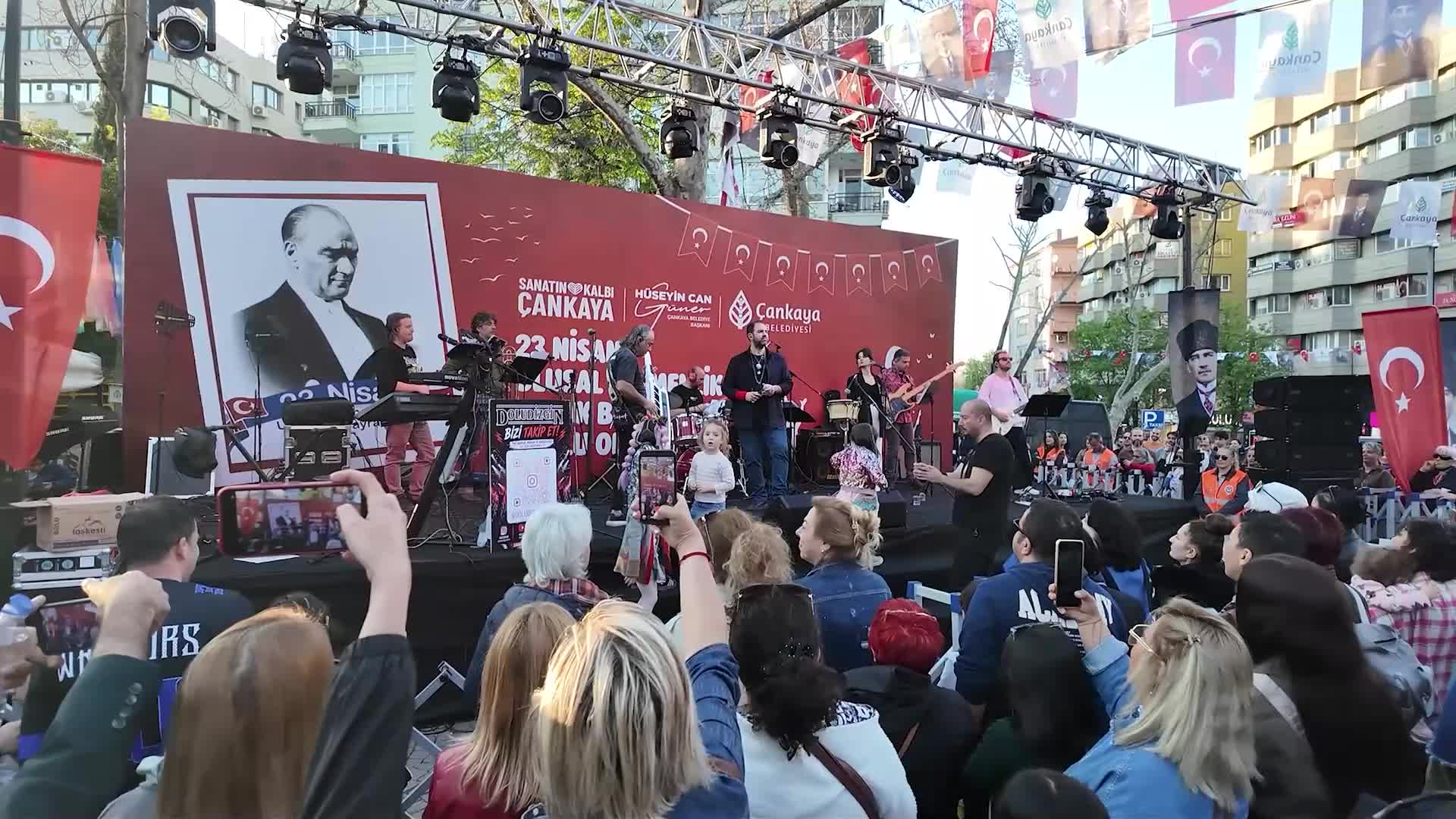 Çankaya'da 23 Nisan kutlamaları, "Çocuk Şenliği" ile taçlandı