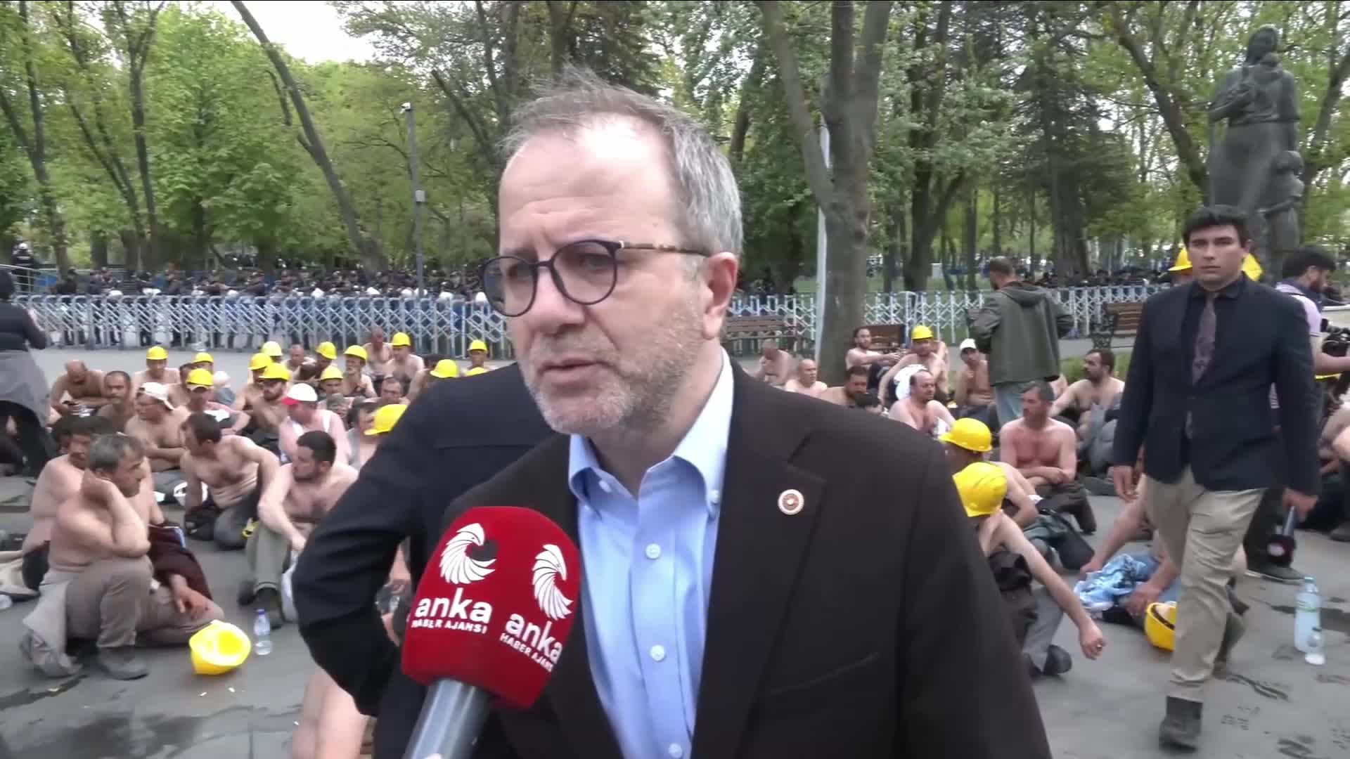Gökay Çakır ve Başaran Aksu gözaltına alındı... Okan Konuralp: "Türkiye bütün dünyaya buradan rezil oluyor"
