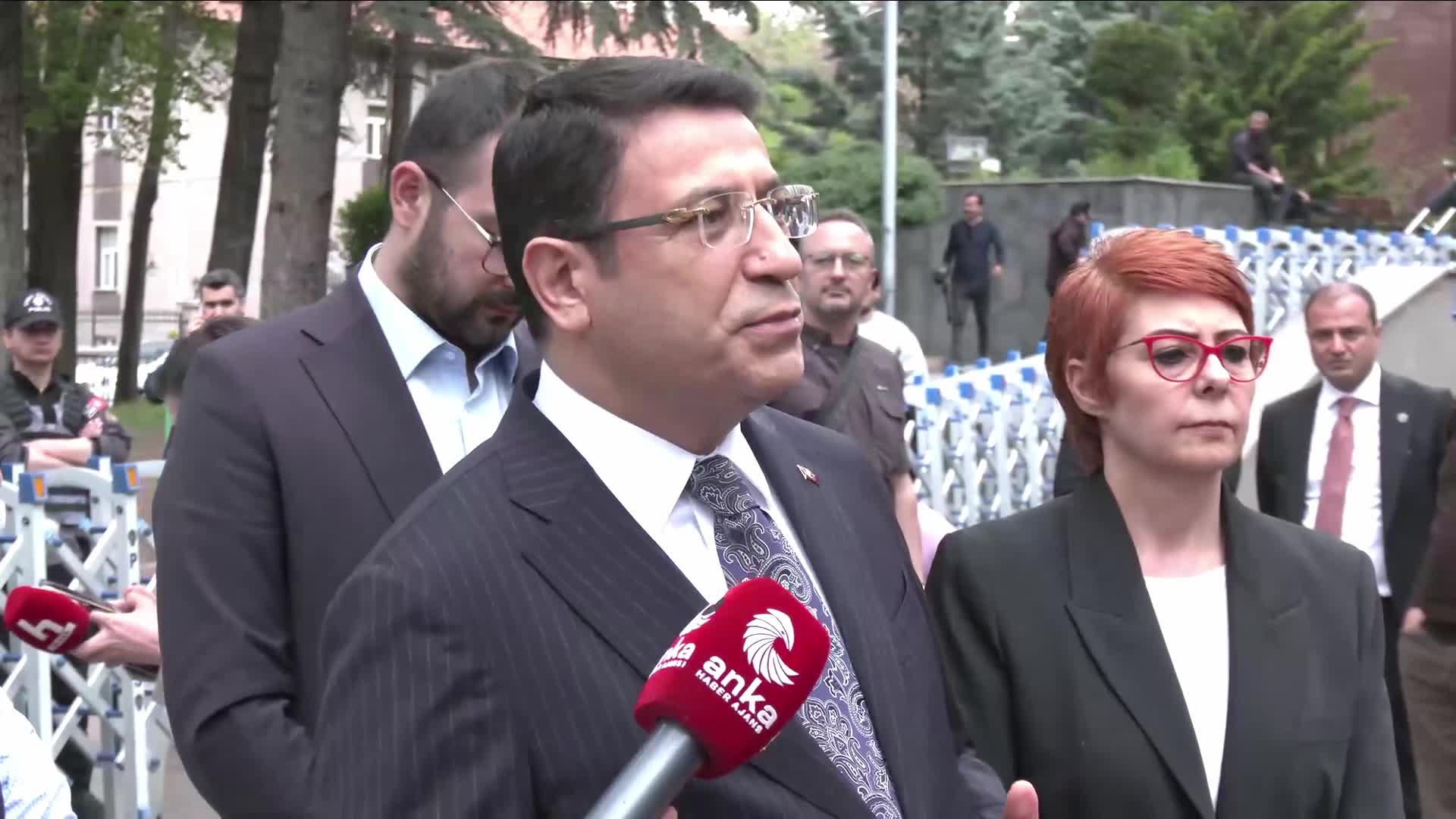 DEVA Partili Şahin'den Doruk Madencilik işçilerine destek ziyareti: "Bu görüntüler iktidarın ve sermayenin hesabına sizin açınızdan bir övünç vesikası olarak yazılacak"