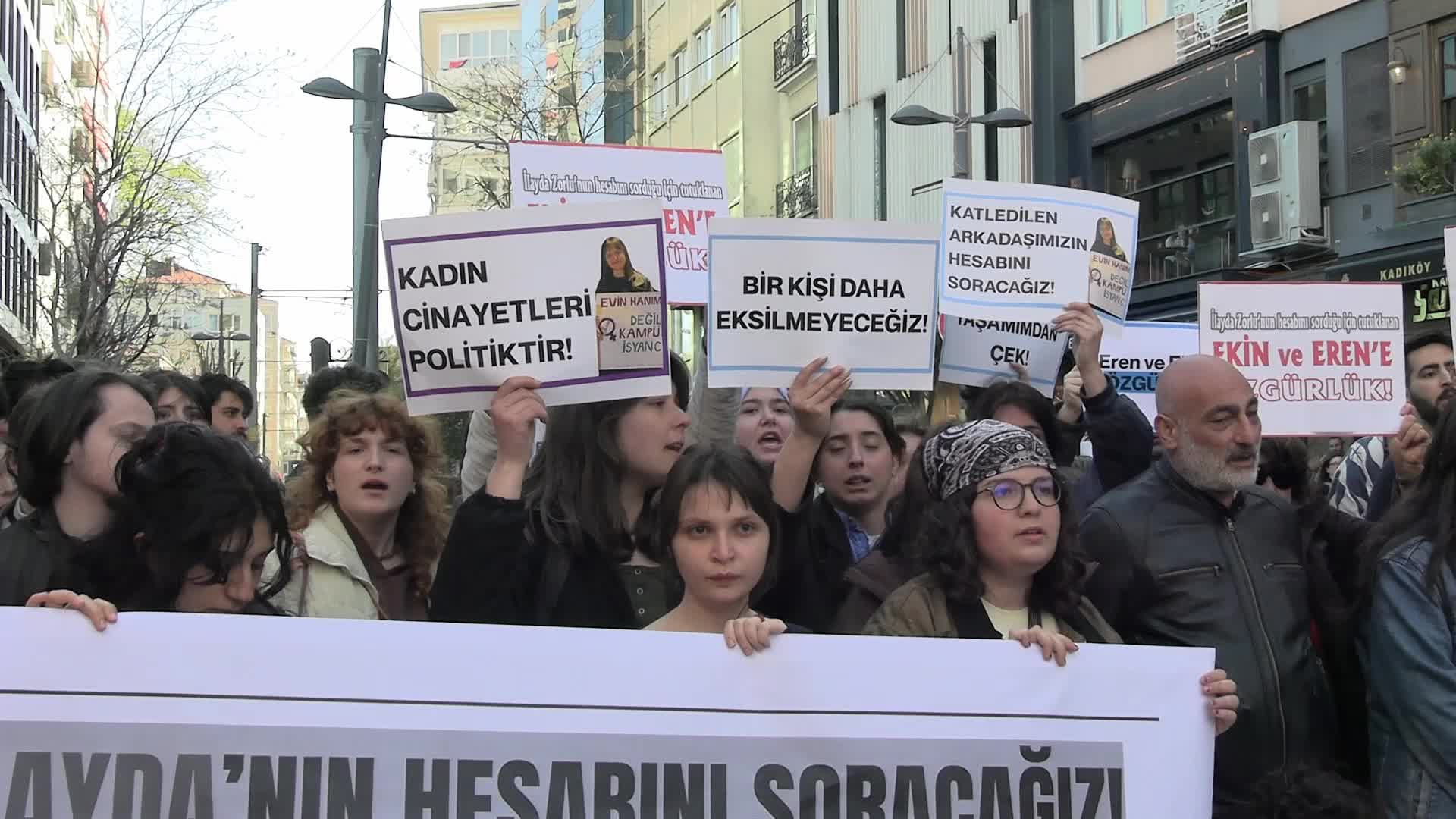 Üniversite öğrencileri: İlayda Zorlu’nun ölümündeki tüm sorumlular yargılanmalı
