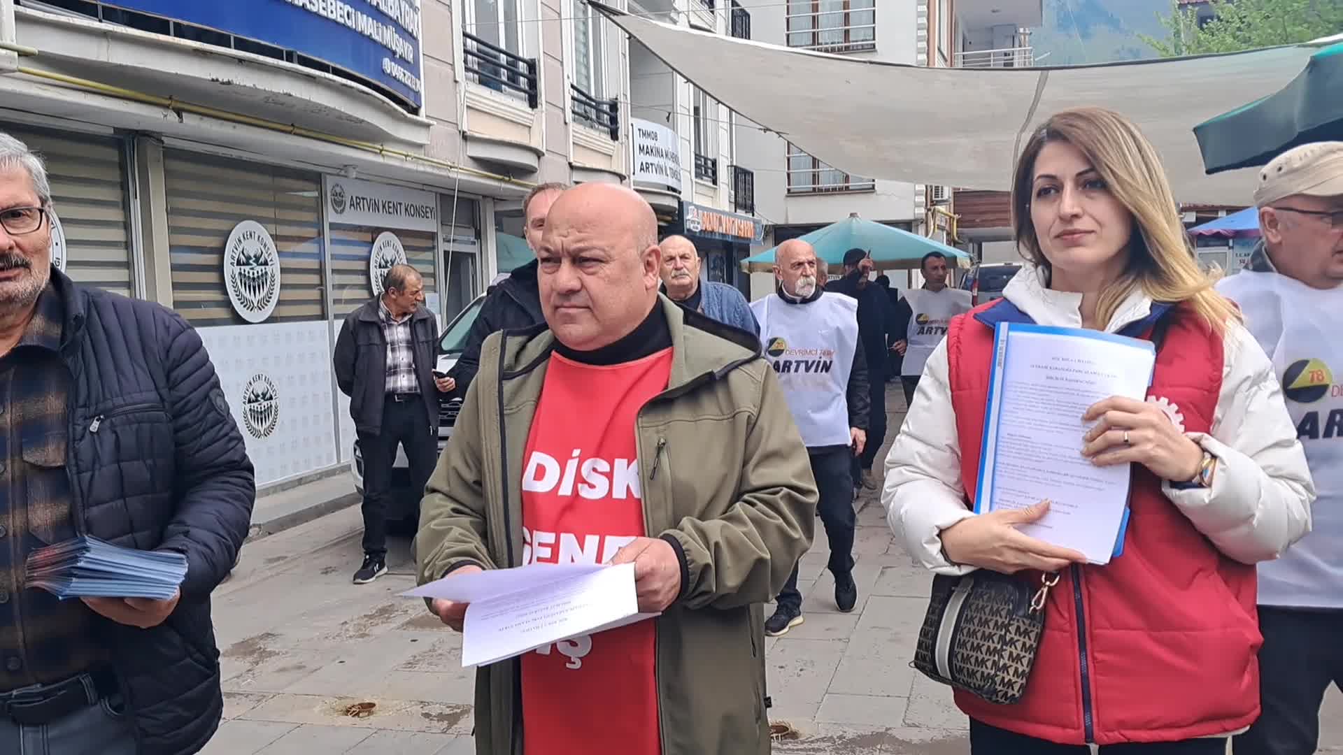 Artvin Demokrasi Platformu'ndan 1 Mayıs çağrısı: Emekçinin ve emeklinin hakkını savunmak için herkesi alanlara davet ediyoruz