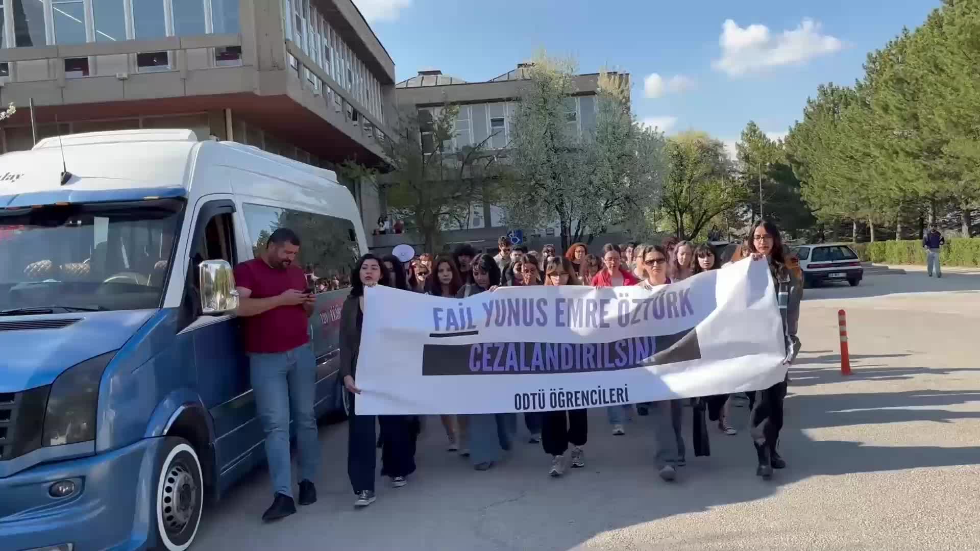 ODTÜ'lü öğrenciler: Fail Yunus Emre Öztürk'ün cezalandırılmasını talep ediyoruz