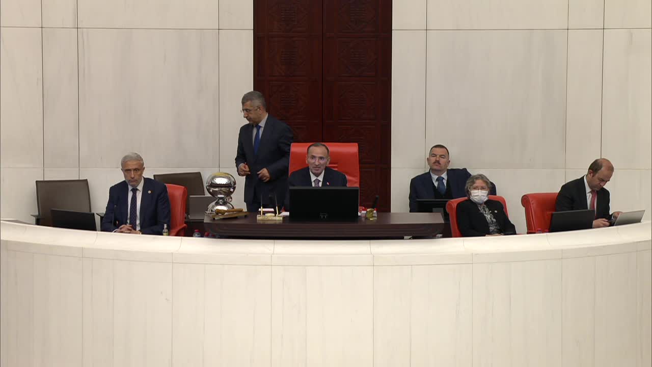 CHP'nin grup önerisi TBMM Genel Kurulu'nda reddedildi... Ulaş Karasu: 86 milyonun sizden tek beklentisi bir an önce sandığı getirmeniz