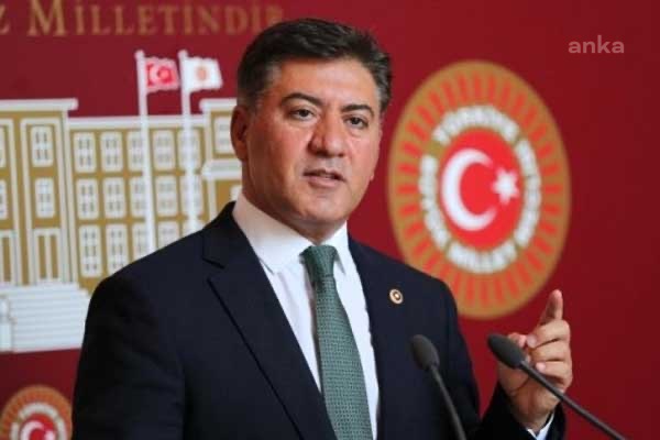 CHP’Lİ EMİR: AKP KONRESİNE KATILANA ÜCRETSİZ TEST YAPILIYOR !