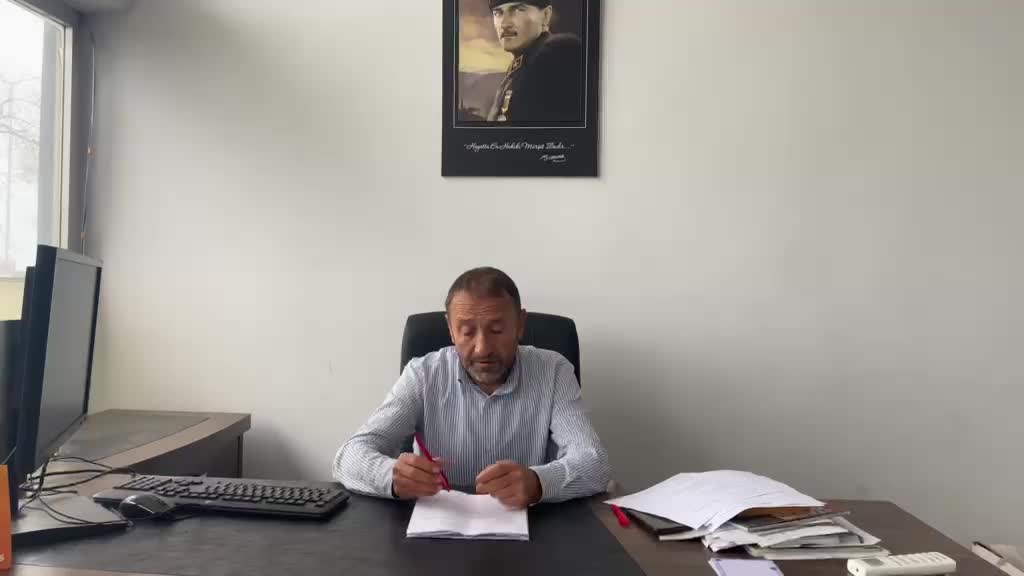 Hopa Kemalpaşa Ziraat Odası Başkanı Muti'nden Rize Ticaret Borsası'na eleştiri: "Çay üreticilerinin alın terinin karşılığı 41 liradır"