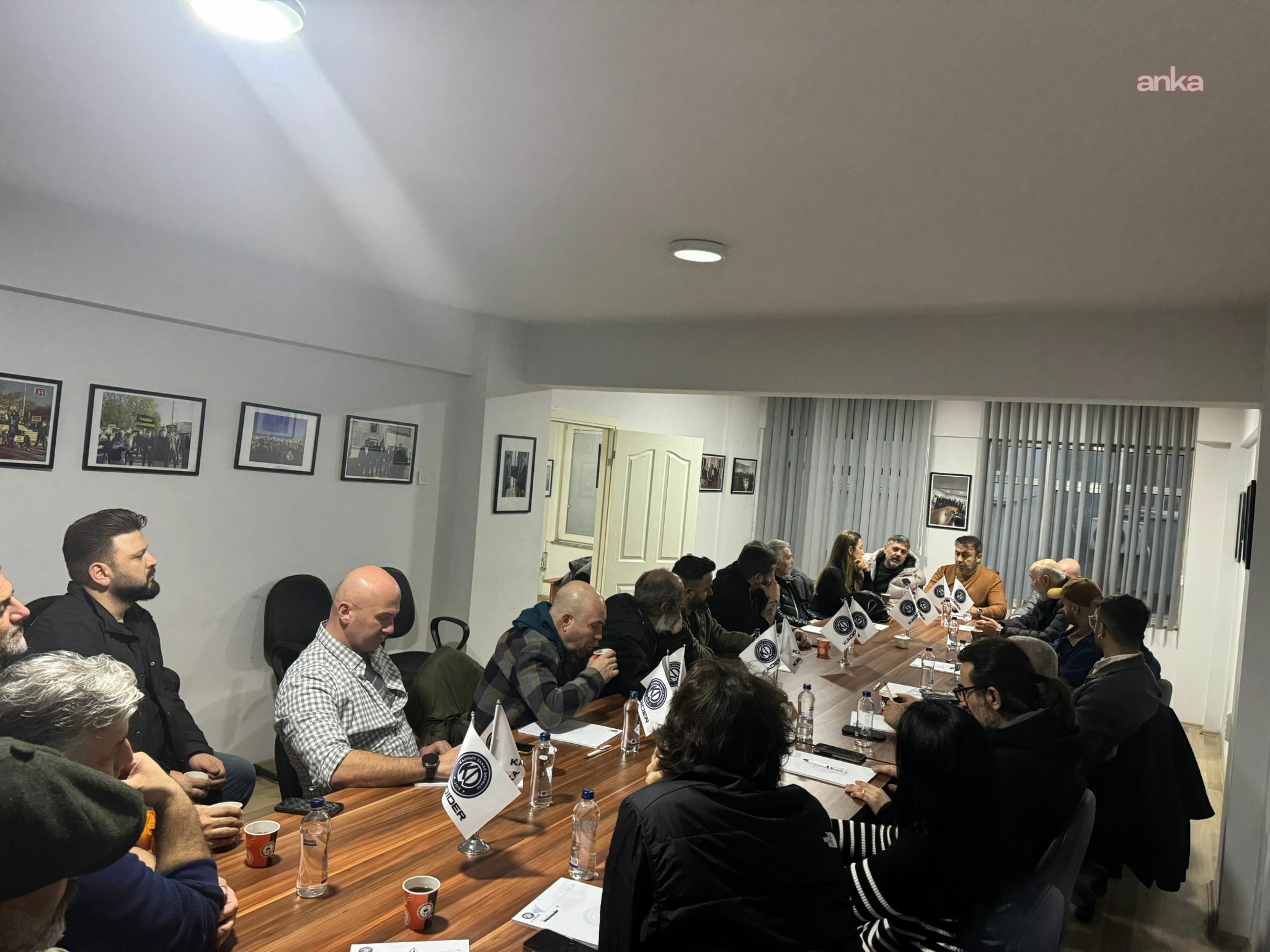 KADIDER: “Esnafımızın, uyuşturucu ticaretiyle ilişkilendirilerek yansıtılması, en temel hukuk ilkelerinden biri olan 'masumiyet karinesini' zedelemektedir”