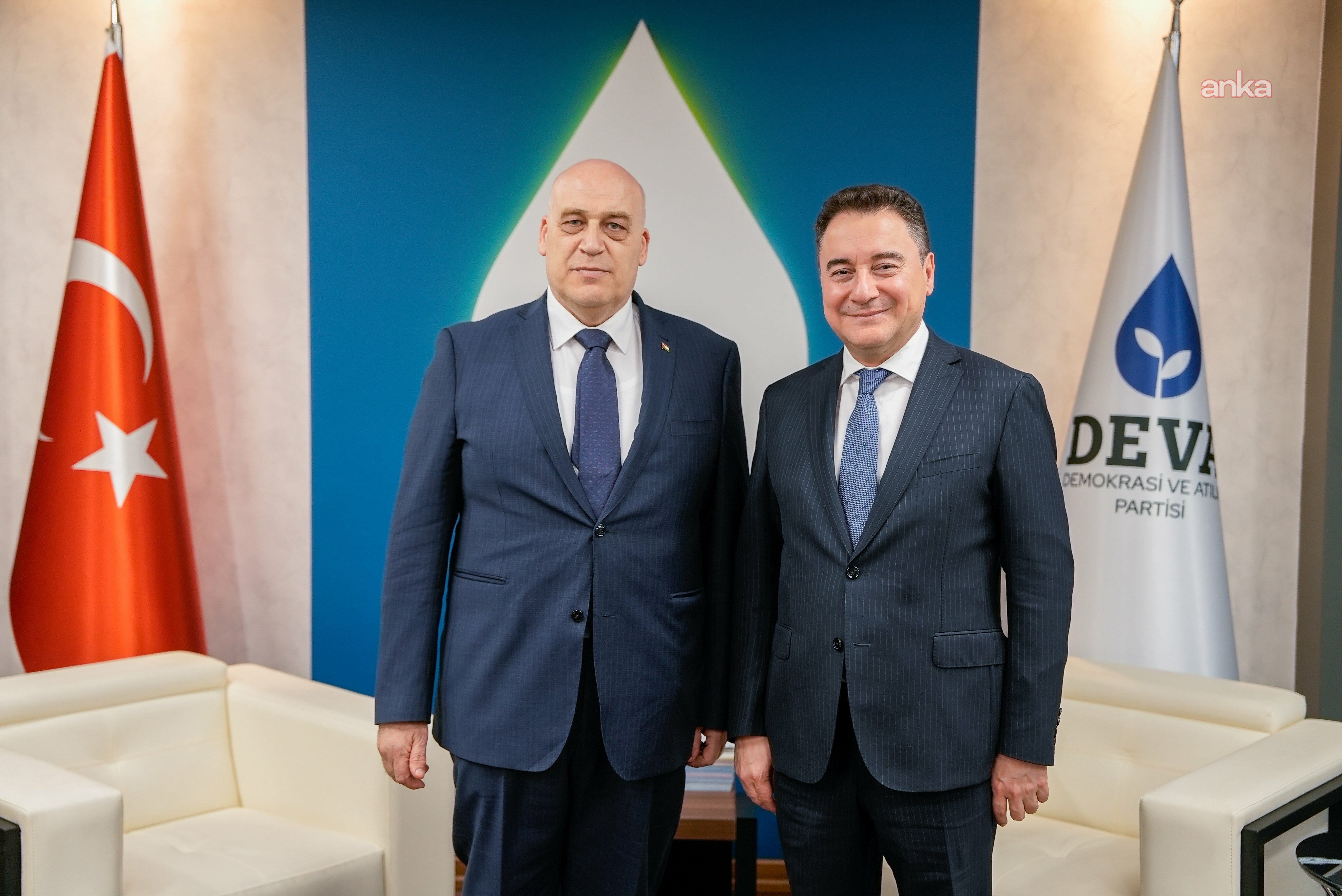 Ali Babacan, Filistin'in Ankara Büyükelçisi Nasri Abu Jaish ile bir araya geldi