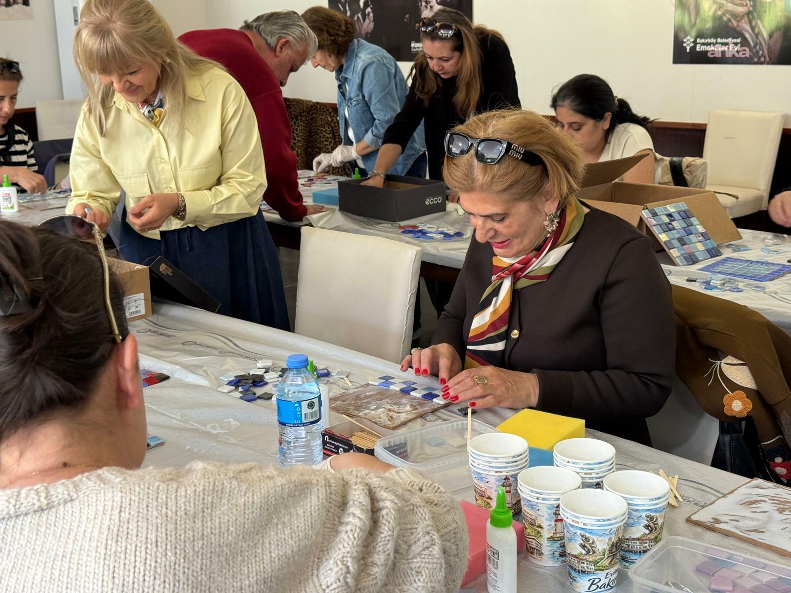 Bakırköy’de atık camlar sanata dönüştü