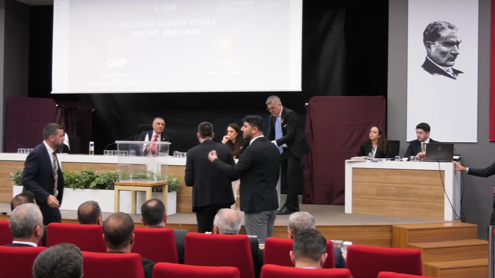 Ataşehir Belediye Başkanvekili seçimini CHP’li Murat Güneş kazandı