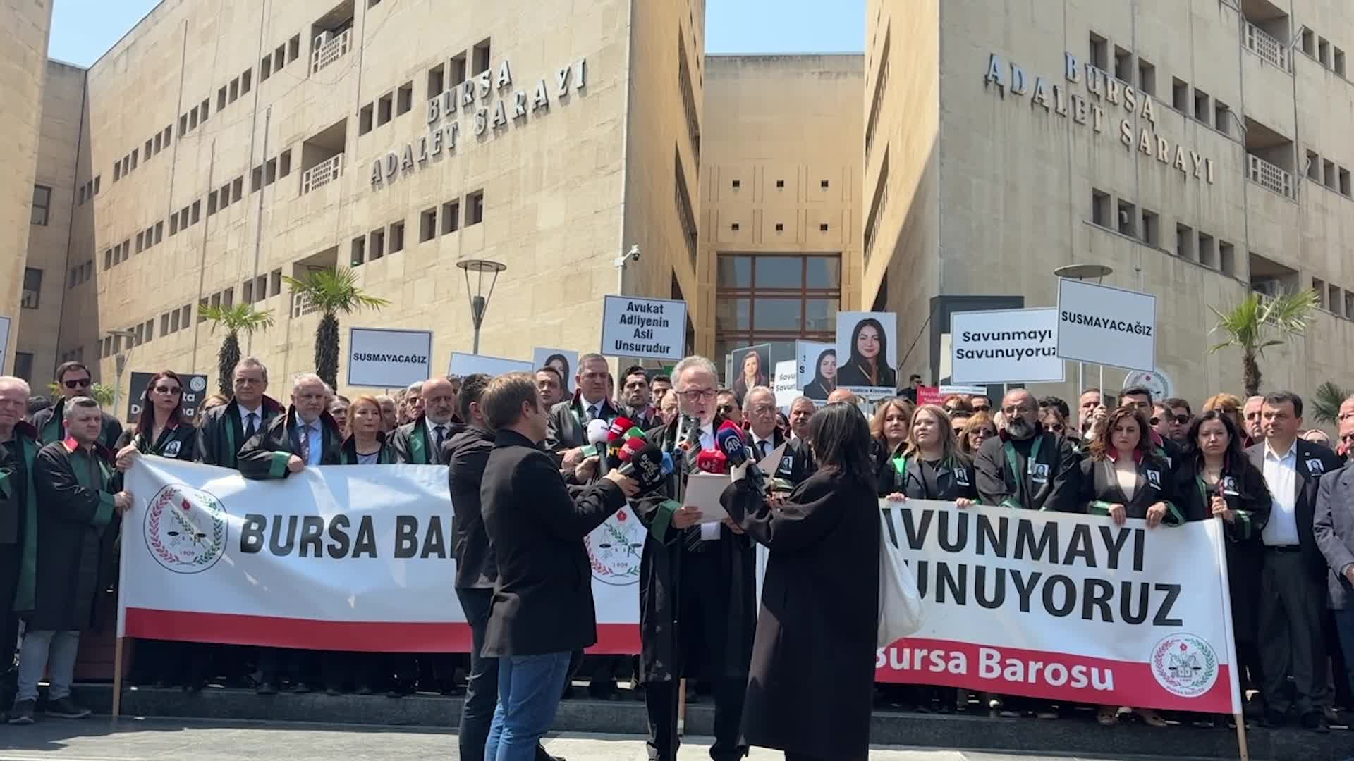Bursa'da avukat Kocaefe'nin öldürülmesi protesto edildi, Erinç Sağkan: Bir meslektaşımızı daha toprağa gömmek istemiyoruz