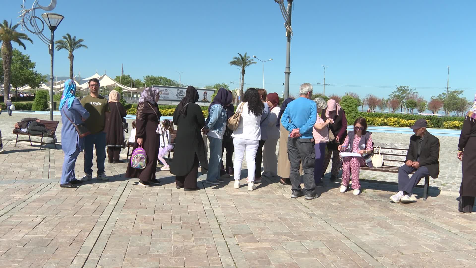 İzmir Büyükşehir Belediyesi'nden emeklilere özel gezi programı