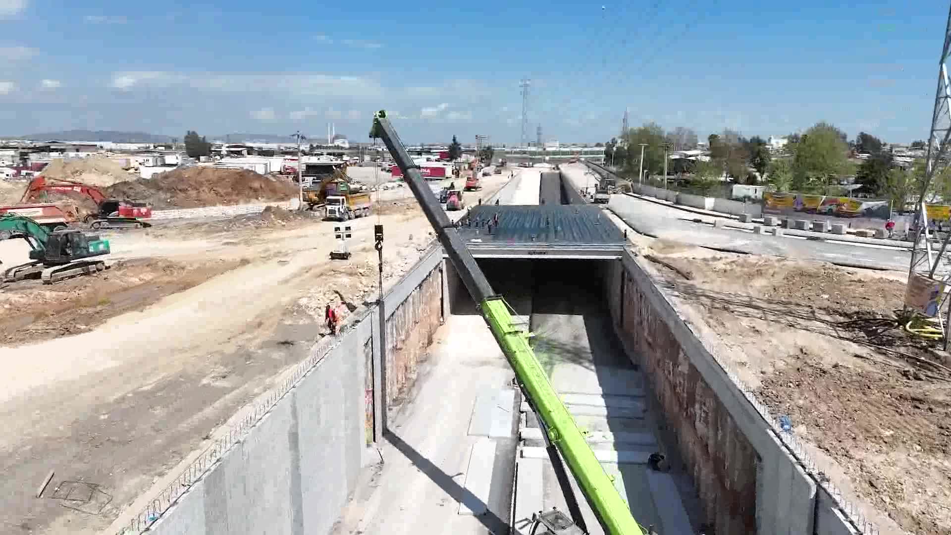Mersin Büyükşehir Belediyesi, Hal Katlı Kavşağı’nı hizmete açtı