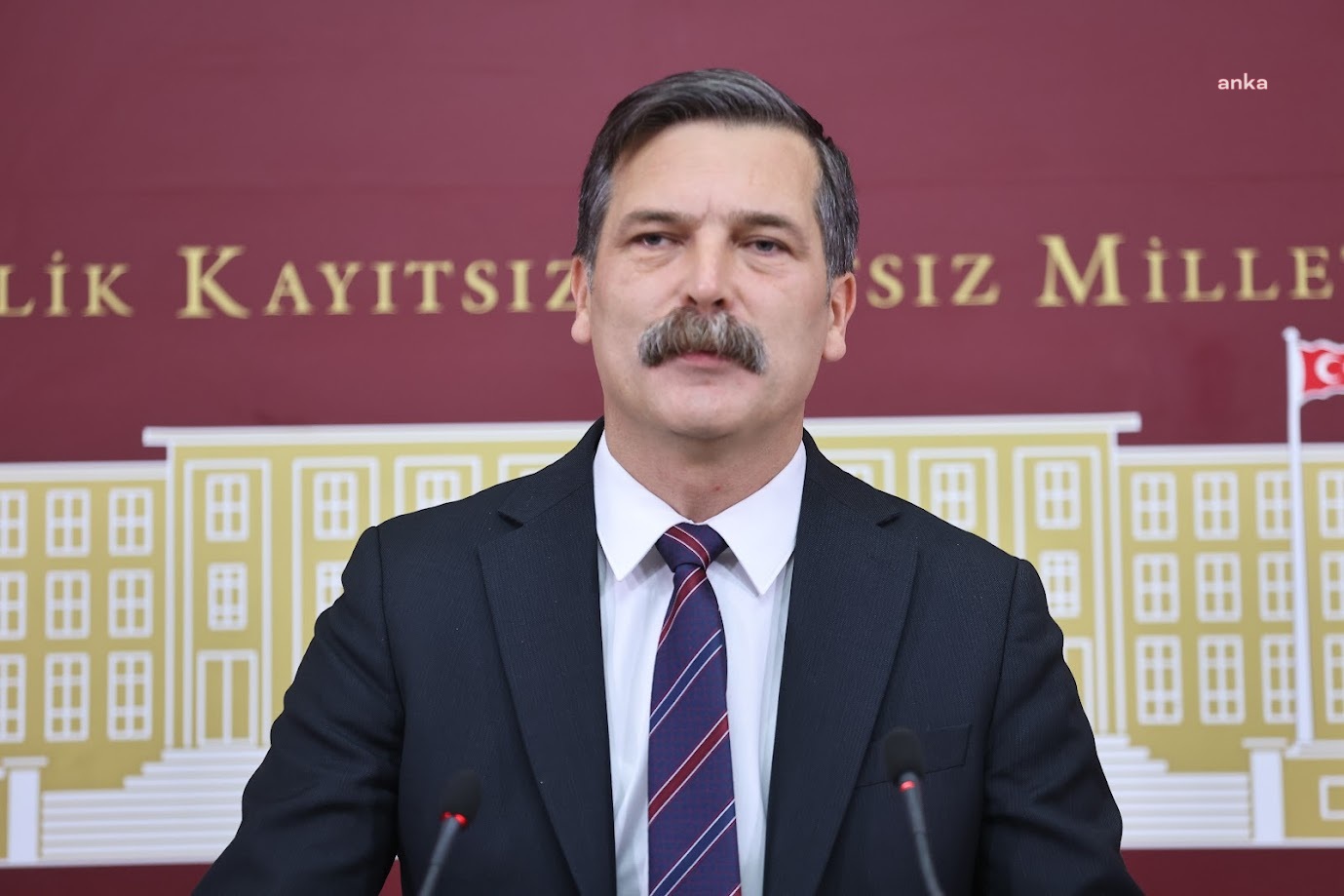 Erkan Baş'tan 1 Mayıs mesajı: "Zincirlerimizden başka kaybedecek bir şeyimiz yok, öyleyse dünyayı kazanalım"