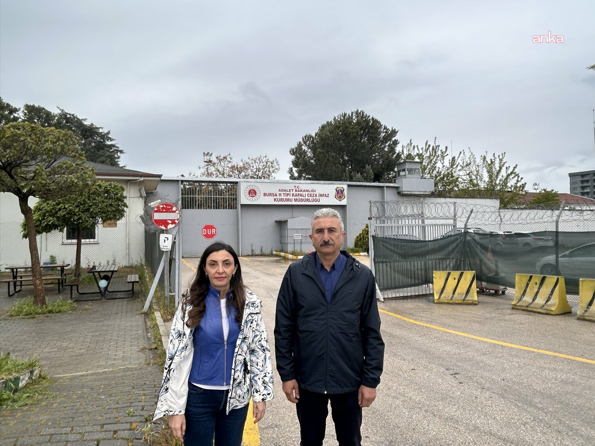 Nurhayat Altaca Kayışoğlu, CHP Bursa İl Başkanı Yeşiltaş ile birlikte tutuklu Mustafa Bozbey'i ziyaret etti