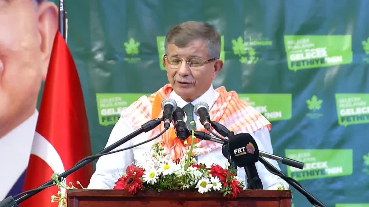 ÇANKAYA, BAHARI SANATLA KARŞILIYOR