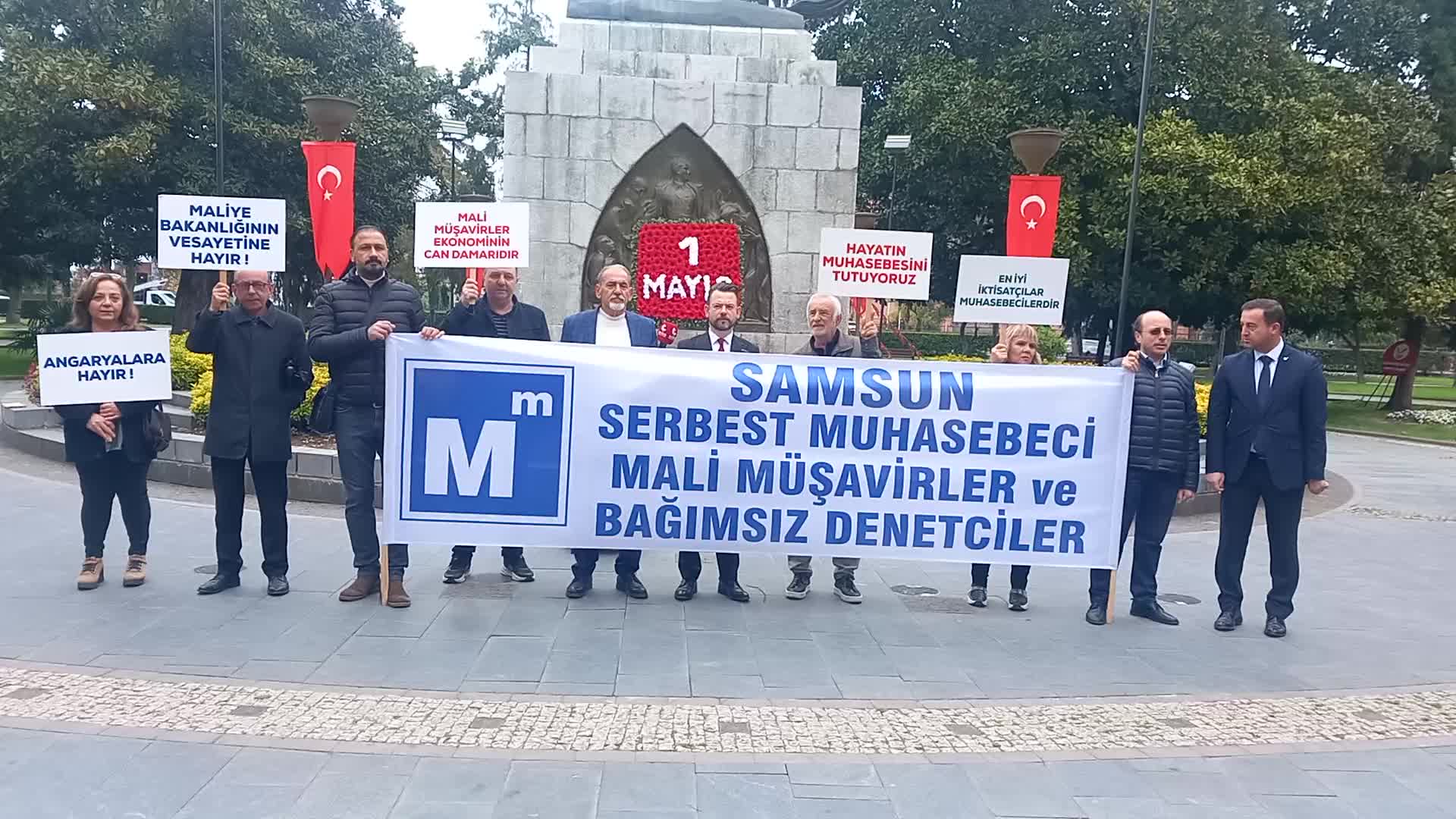 Mali müşavirler 1 Mayıs’ta Onur Anıtı önünde... “Mesleğimiz yapılamaz hale geldi”