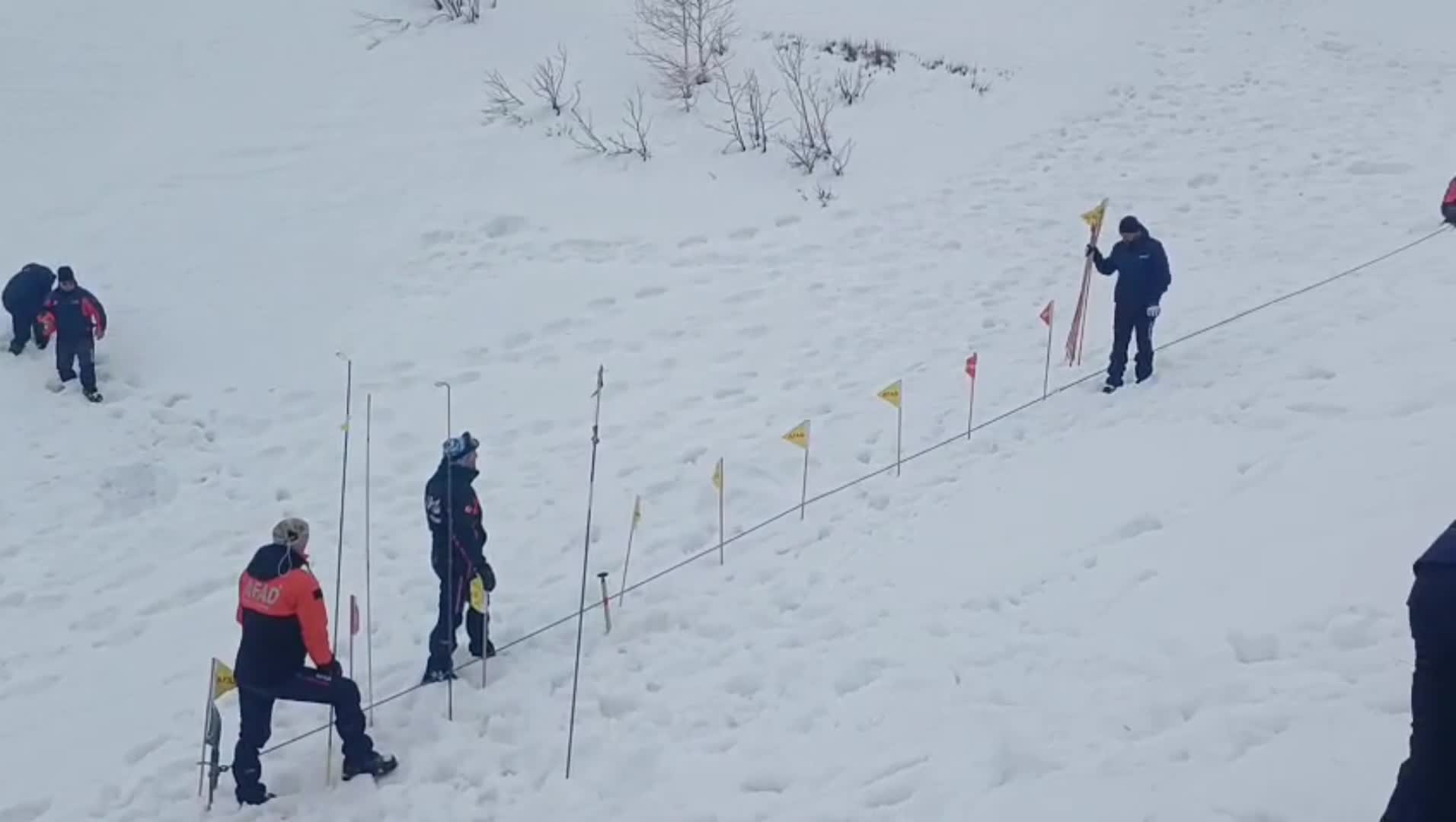 Artvin'de 31 Aralık'ta çığ altında kalan kayıp çoban Bülent Gezer'i arama çalışmaları yeniden başladı