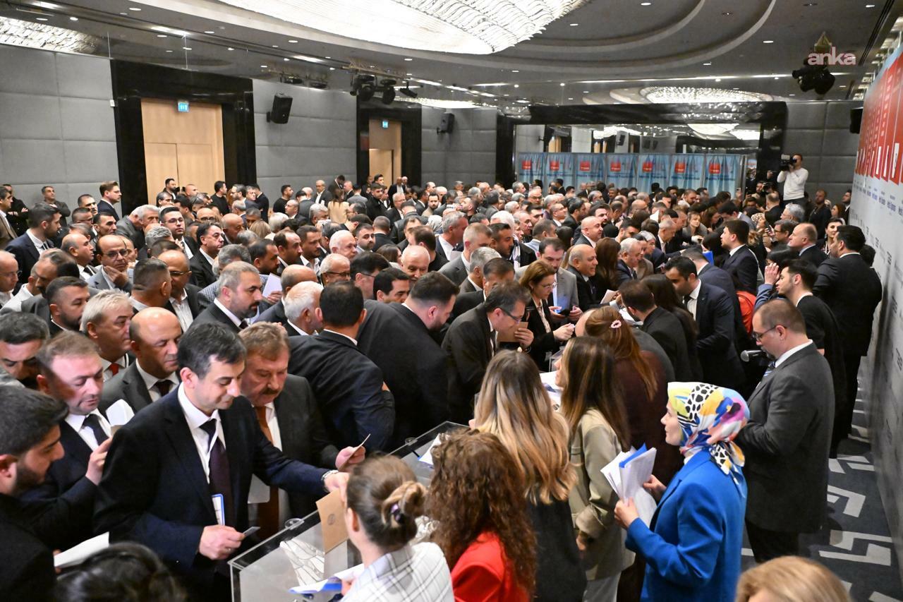 Türkiye Belediyeler Birliği'nde seçim... Meclis Birinci Başkanvekili Bülent Nuri Çavuşoğlu, İkinci Başkanvekili Ahmet Önal oldu